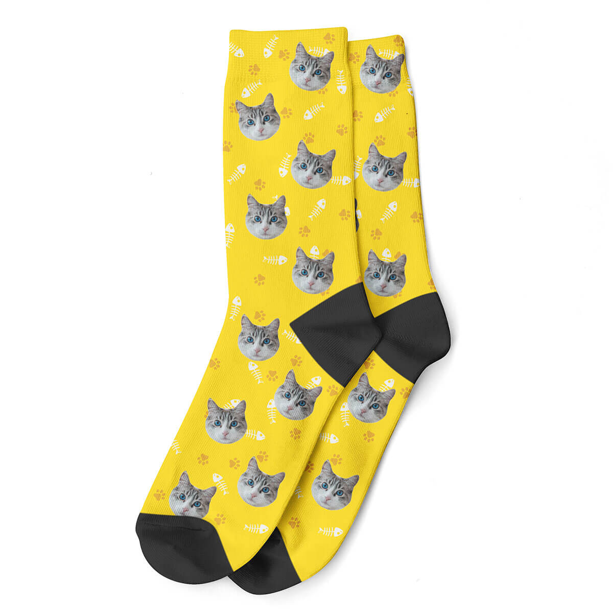 Calcetines amarillos gatos erizados - El Desván del Gato